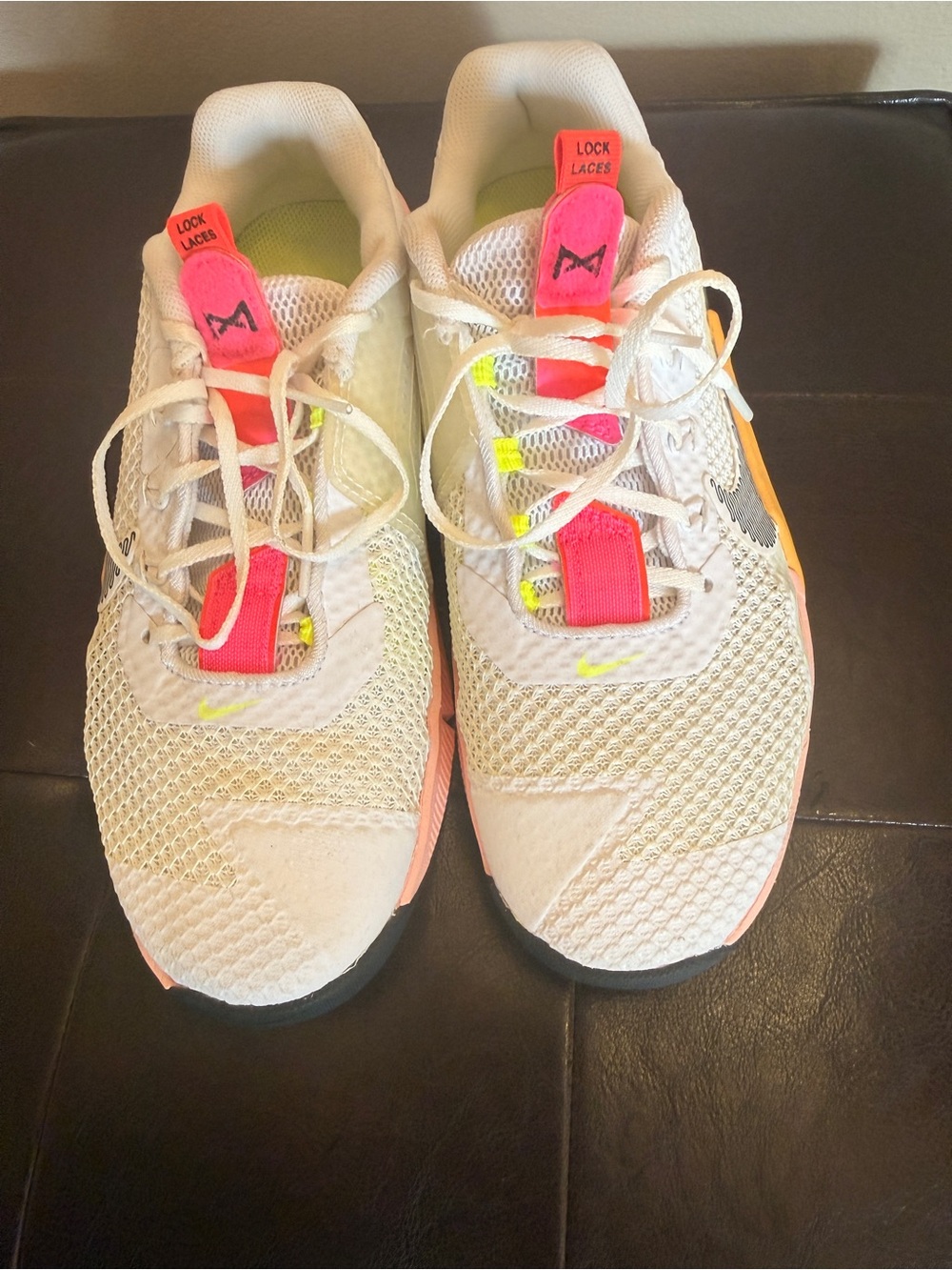 Women’s Nike Metcon 7 White Mesh Athletic Sneakers with Pink Accents